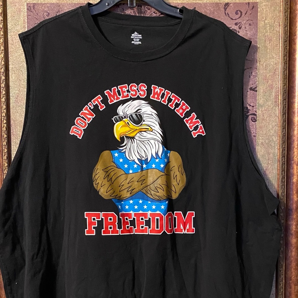 DON'T MESS WITH MY FREEDOM Bald Eagle SLEEVELESS TEE Men's SIZE 3XL